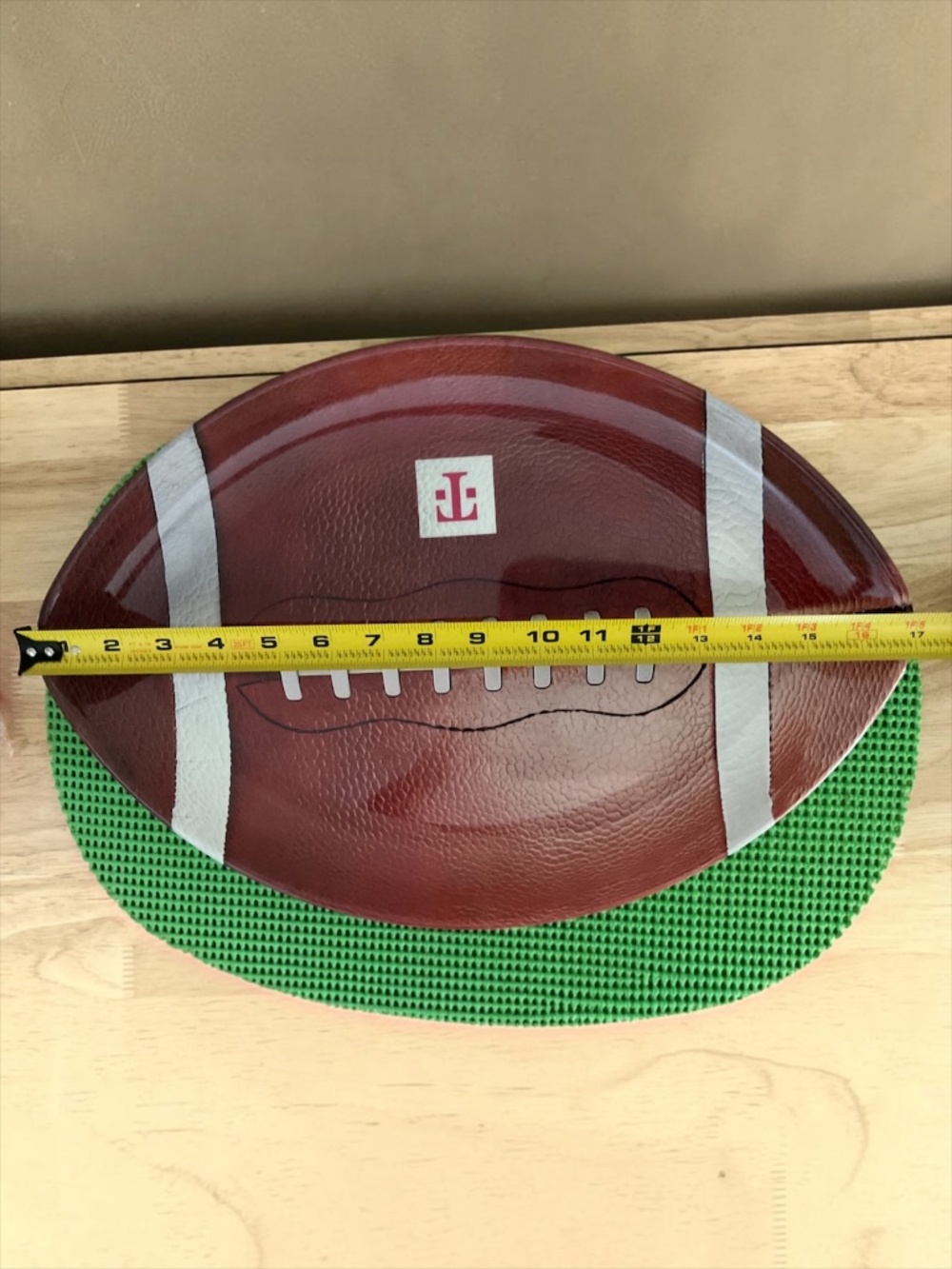 T-Mobile 4 Pc Game Day Set Football Tray Tumblers Serving Tongs - Picture 4 of 8